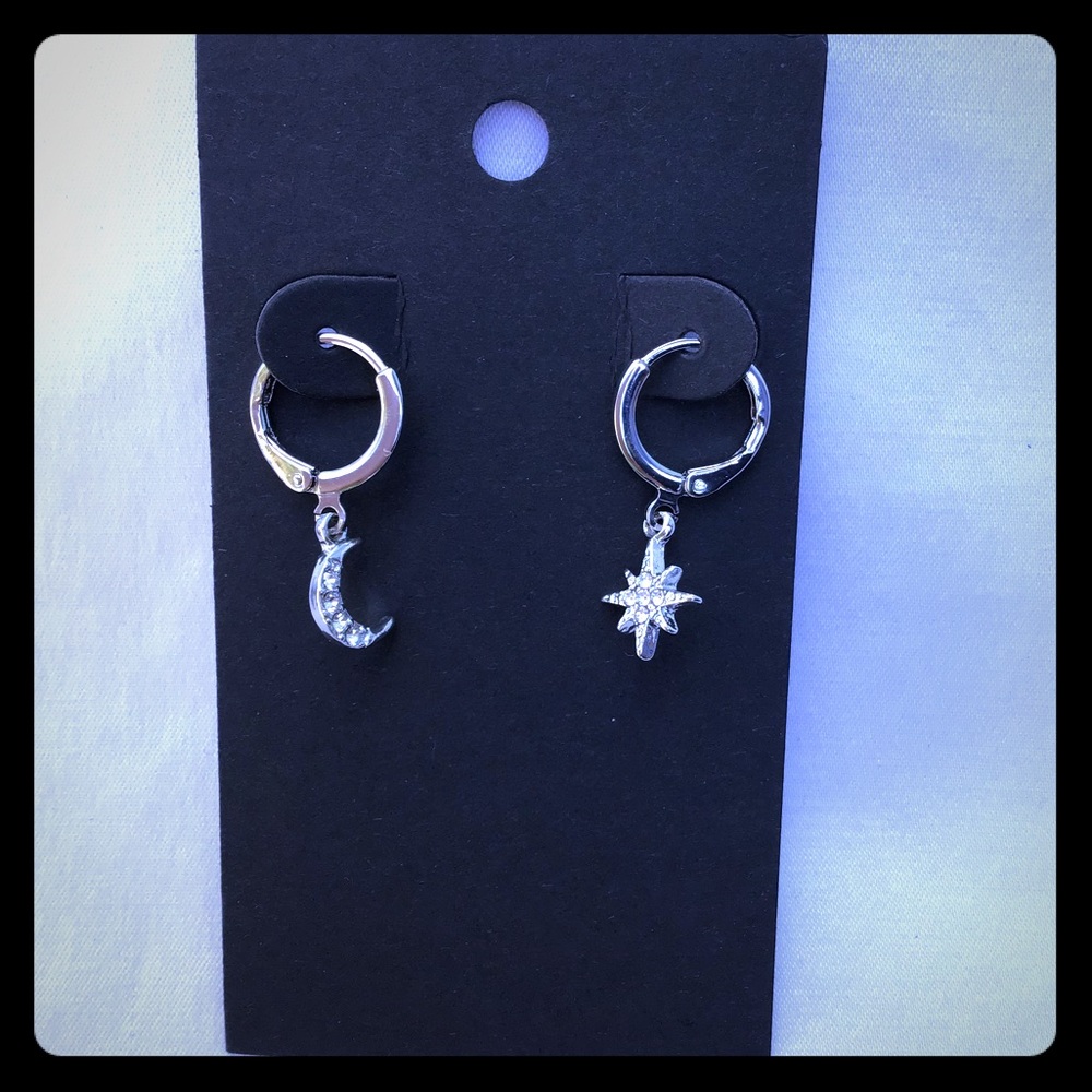 dangle earrings